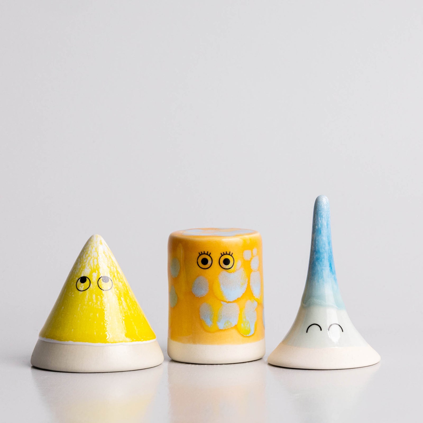 Familia Group - No 299 – Studio Arhoj Store