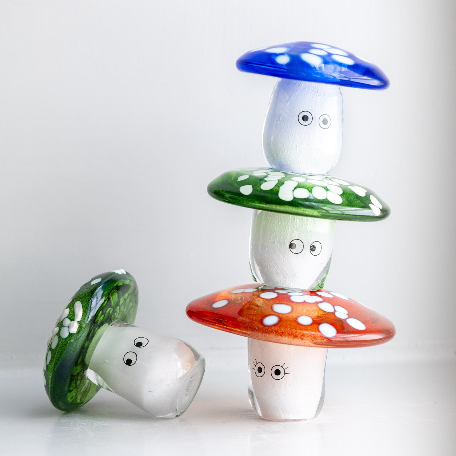 【一点物】 The Studio Arhoj Crystal Blob キノコ Crystal Blob - Amanita Shroom – Studio Arhoj Store