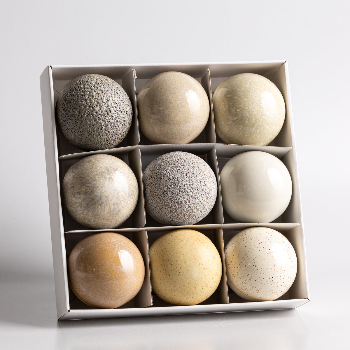 スタジオアーホイ Ceramics – Studio Arhoj Store