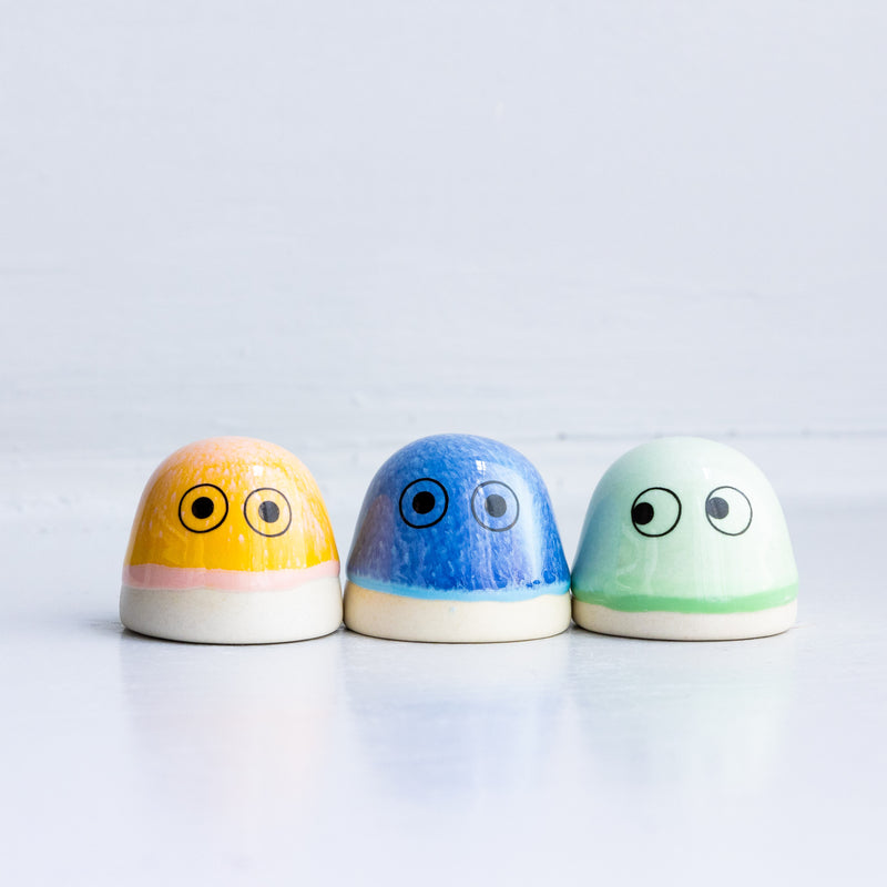Familia Dot Group