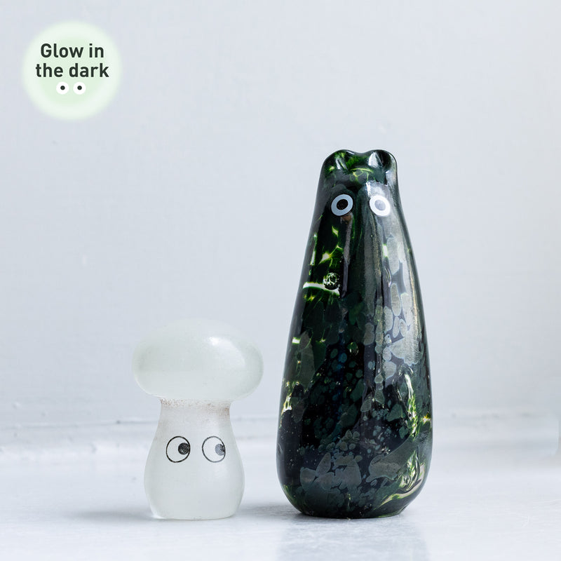 GLOW Crystal Blob Group