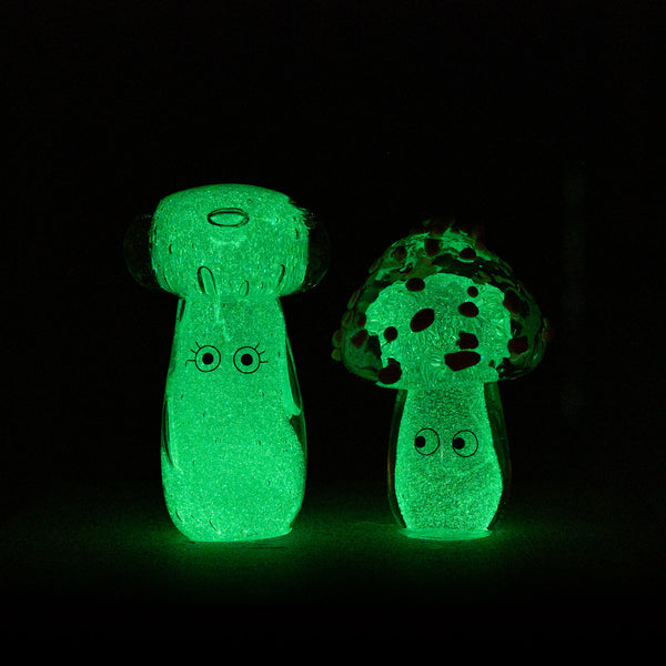GLOW Crystal Blob Group