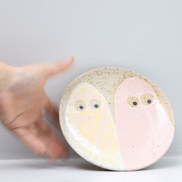 Wall Dish